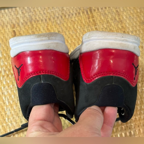 Nike Air Jordan Max Aura (TD) AQ9215-006 Toddler/kids Shoes Black & Red Sz 7C - Picture 4 of 10